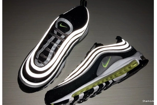 97 OG  Black Air 921826-004 Volt Max 1221